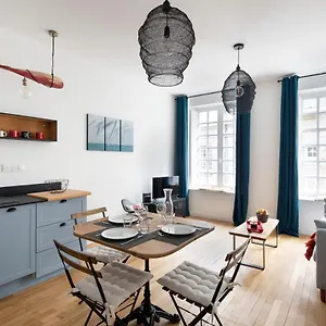 Le Code 0 By Cocoonr , Saint-Malo France