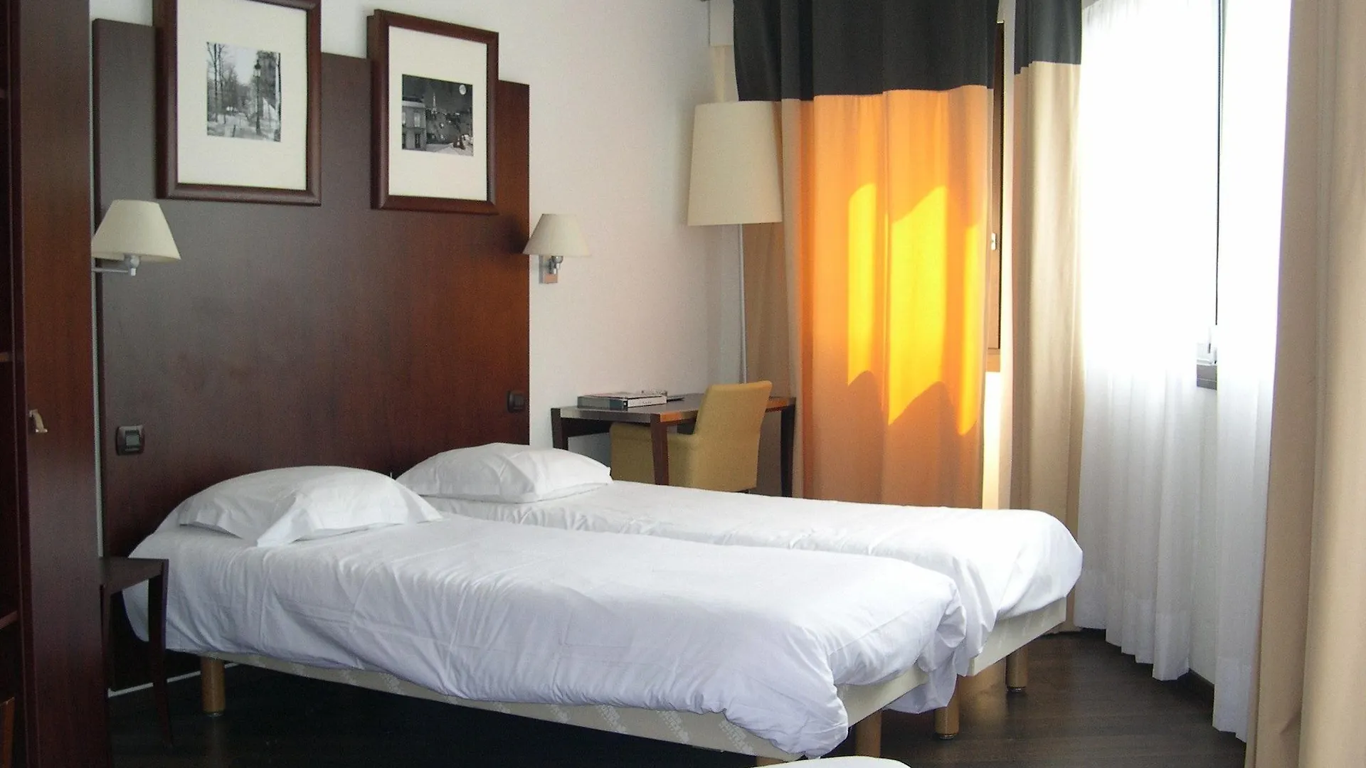Hotel Du Centre Annemasse 3*,  France